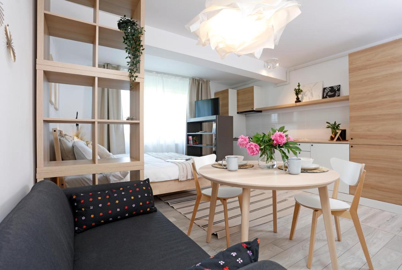 New & Cozy Studio In Ghencea + Netflix Bucarest Exterior foto